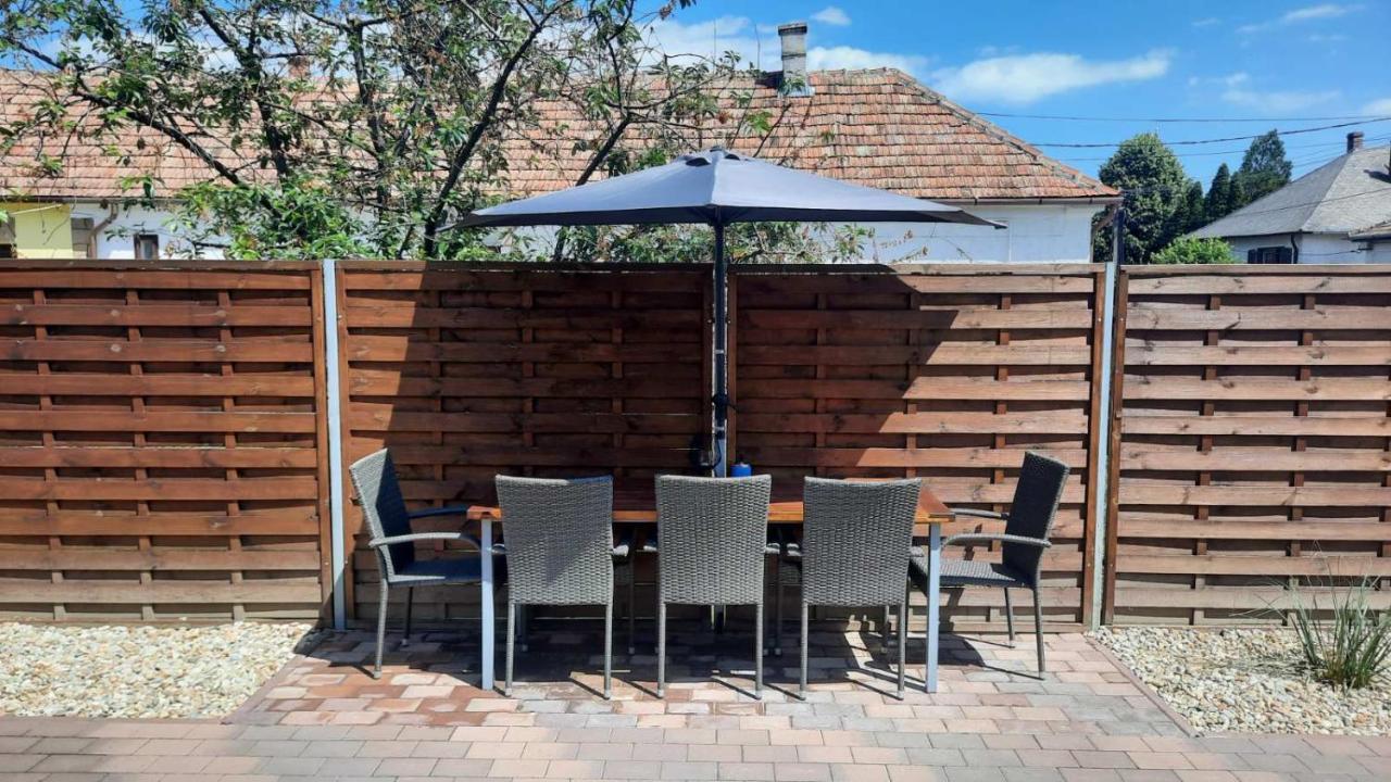 Nemeth Apartman Keszthely Exterior foto